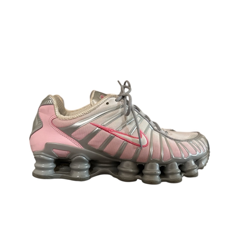 Nike Women's Pink and Gray Athletic Shoes